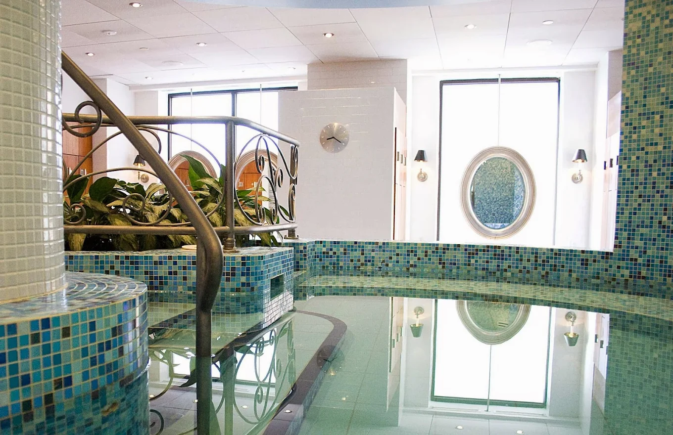 Elmwood Spa Toronto (image via Elmwood Spa)